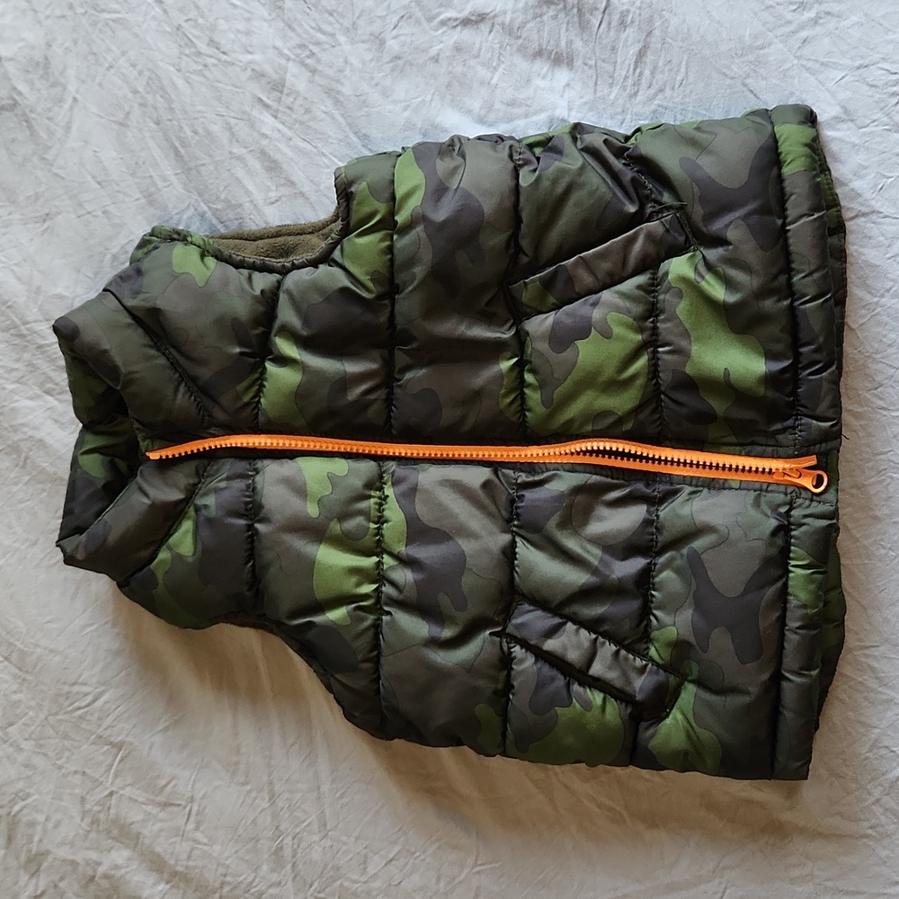Old navy vest 4t